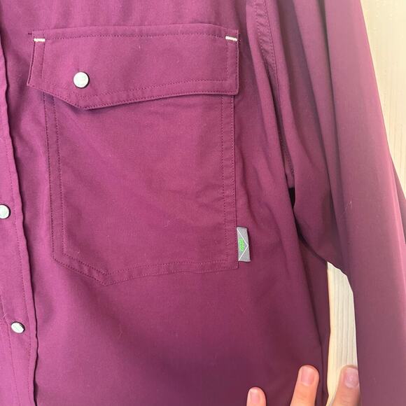 Stio Men’s Eddy Long Sleeve Pearl Snap Shirt LS Size XL Wine Outdoors Hiking - Picture 6 of 8